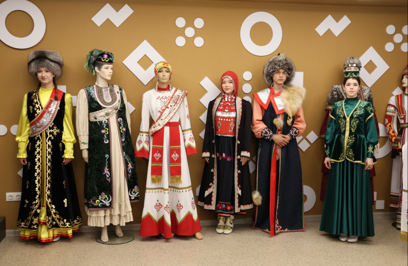 Октябрьский — креатив индустрия үзәге