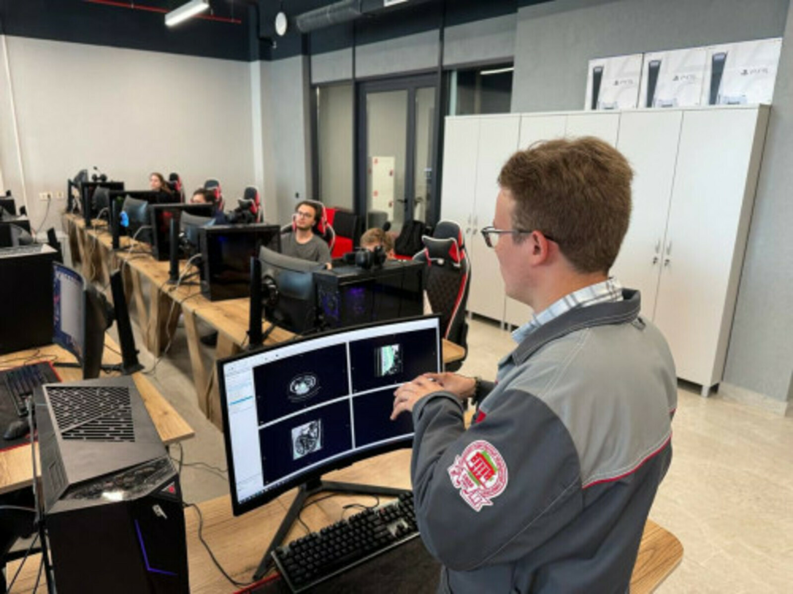 В Уфе обсудили безопасное применение ИИ в медицине и образовании