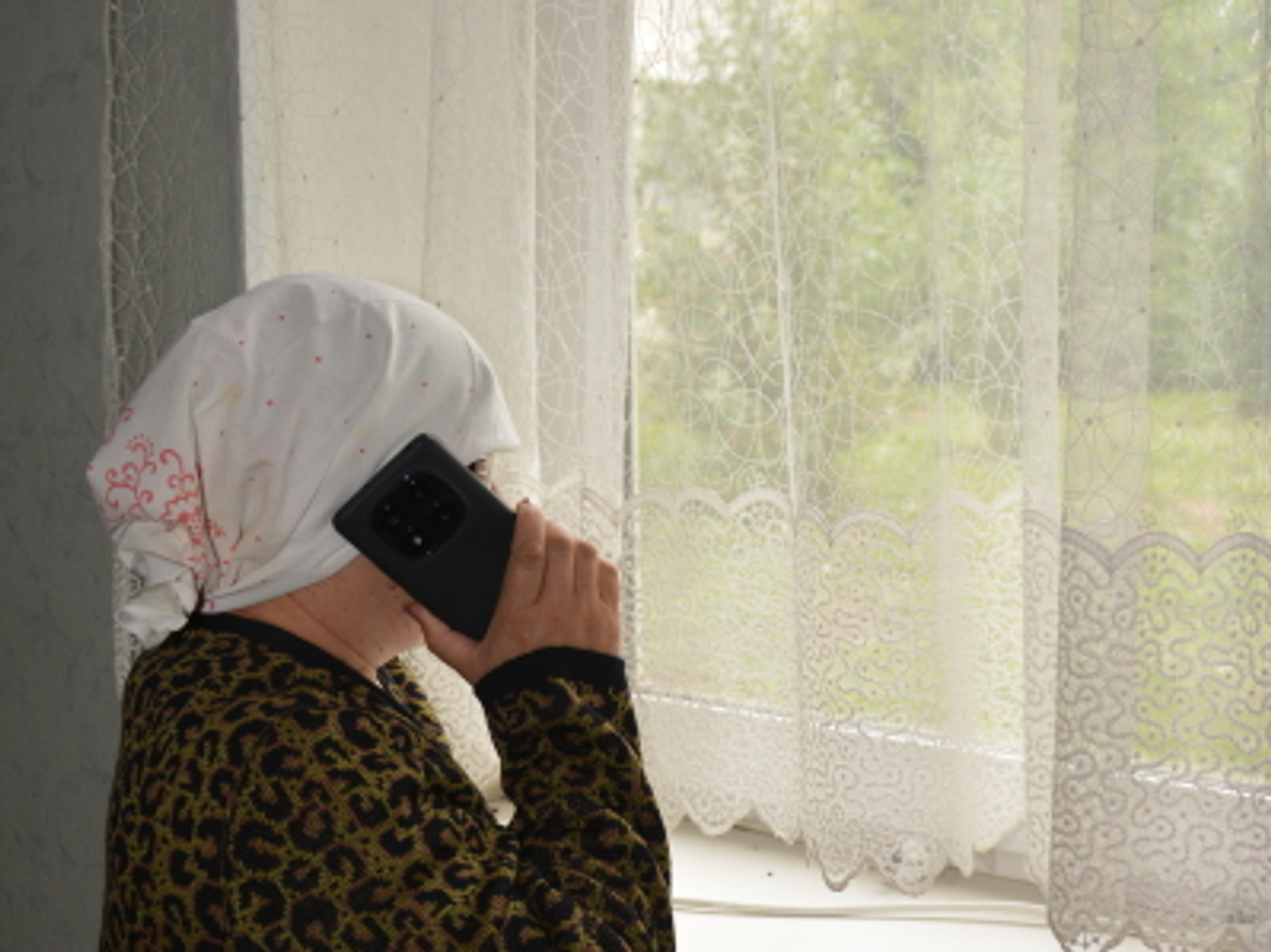 Пенсионерка лишилась более 230 тысяч рублей, перейдя по ссылке из мессенджера