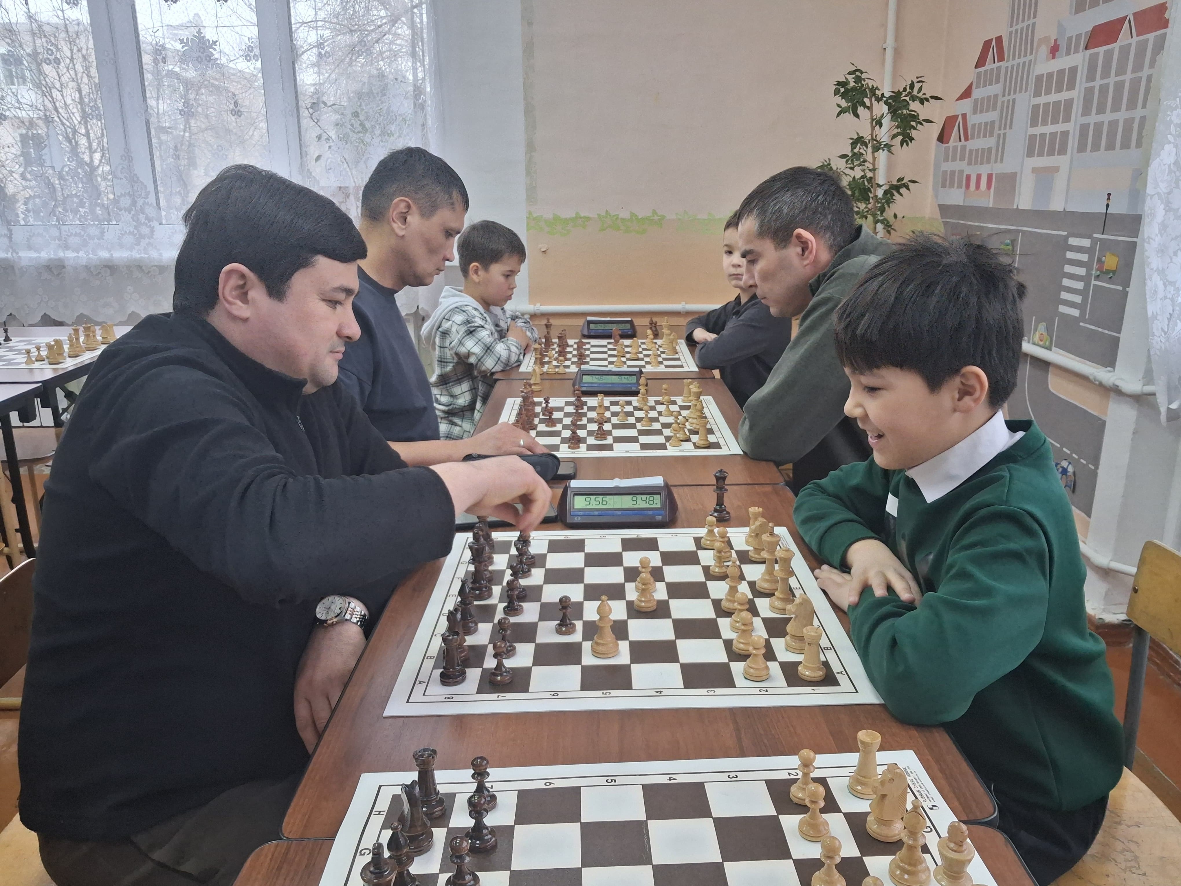 Бөтен гаилә белән