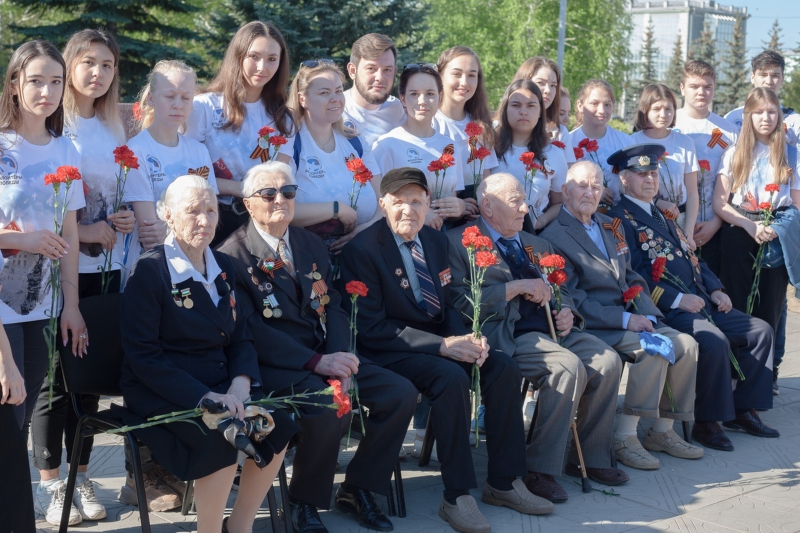 В апреле Соцфонд начнет перечислять ежегодную выплату ко Дню Победы