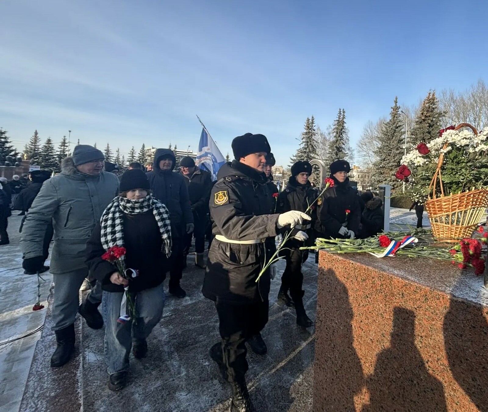 Октябрьский үз геройларын онытмый