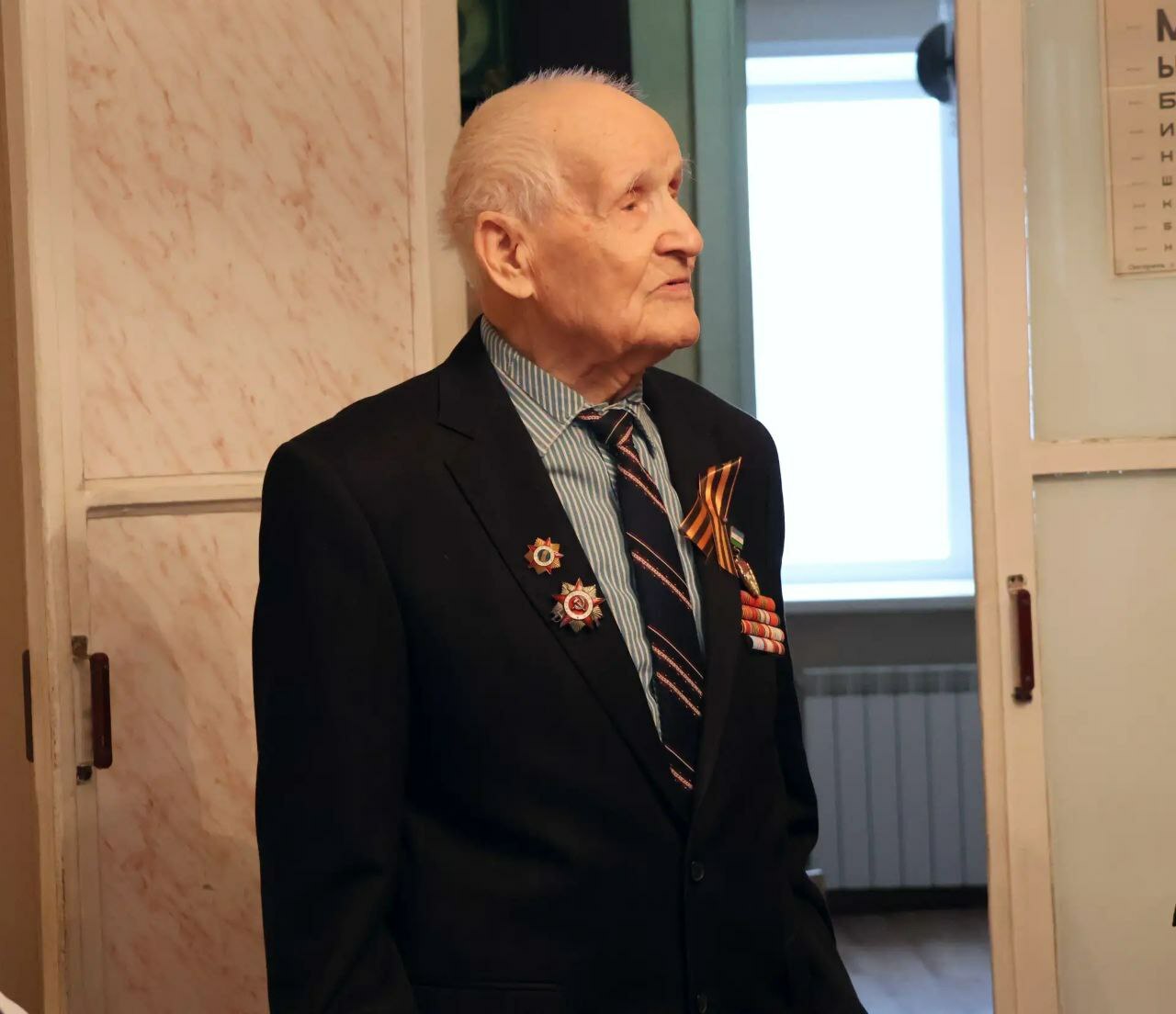 Яңа елга санаулы сәгатьләр калганда