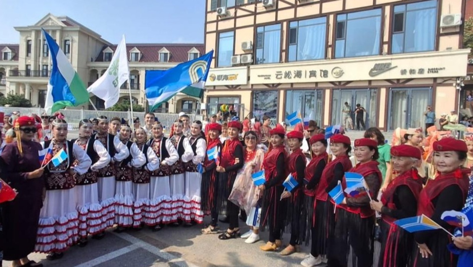 Кытайдан җиңү белән кайтканнар!