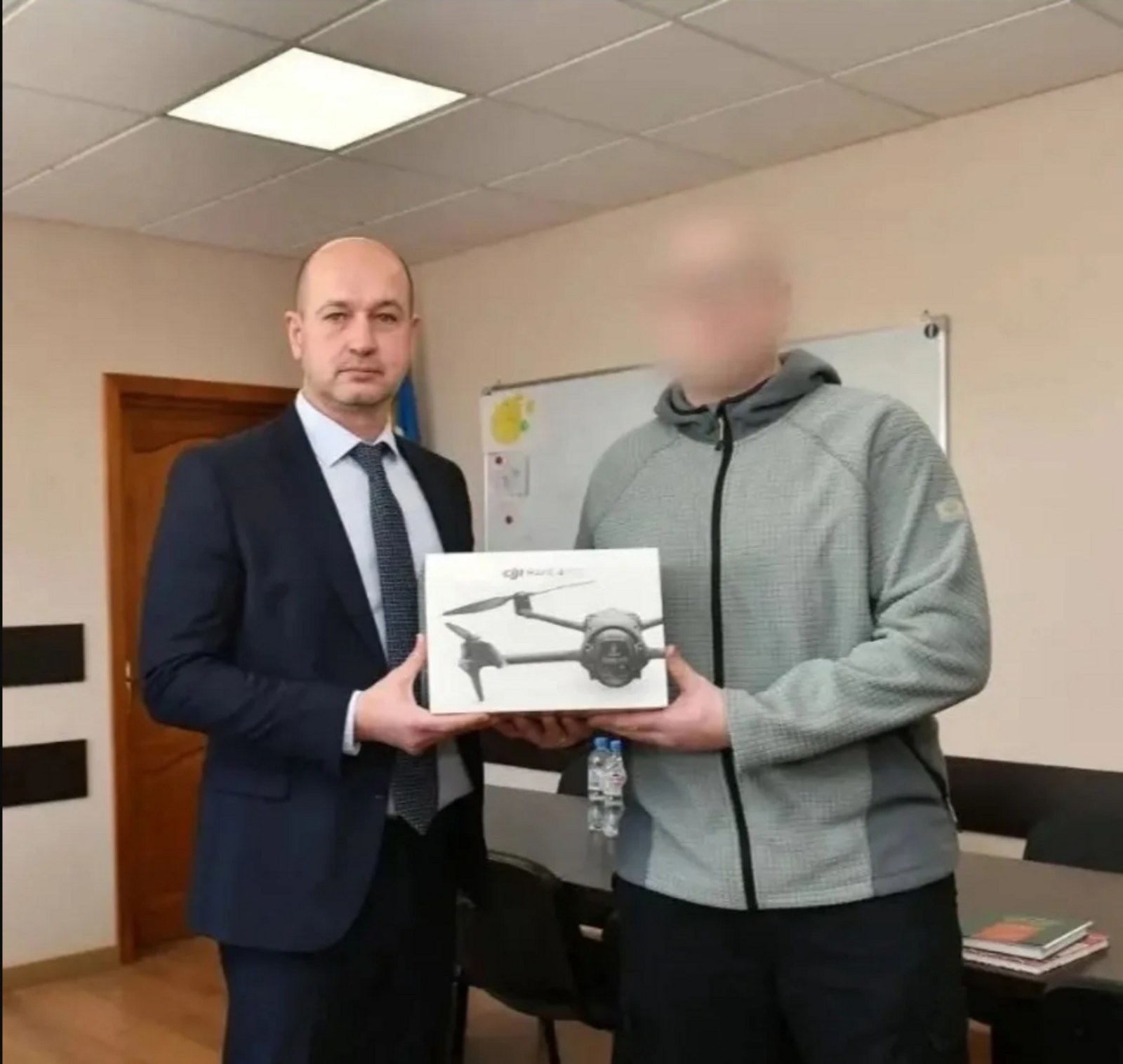 Максим Ульчев передал квадрокоптер и тепловизор