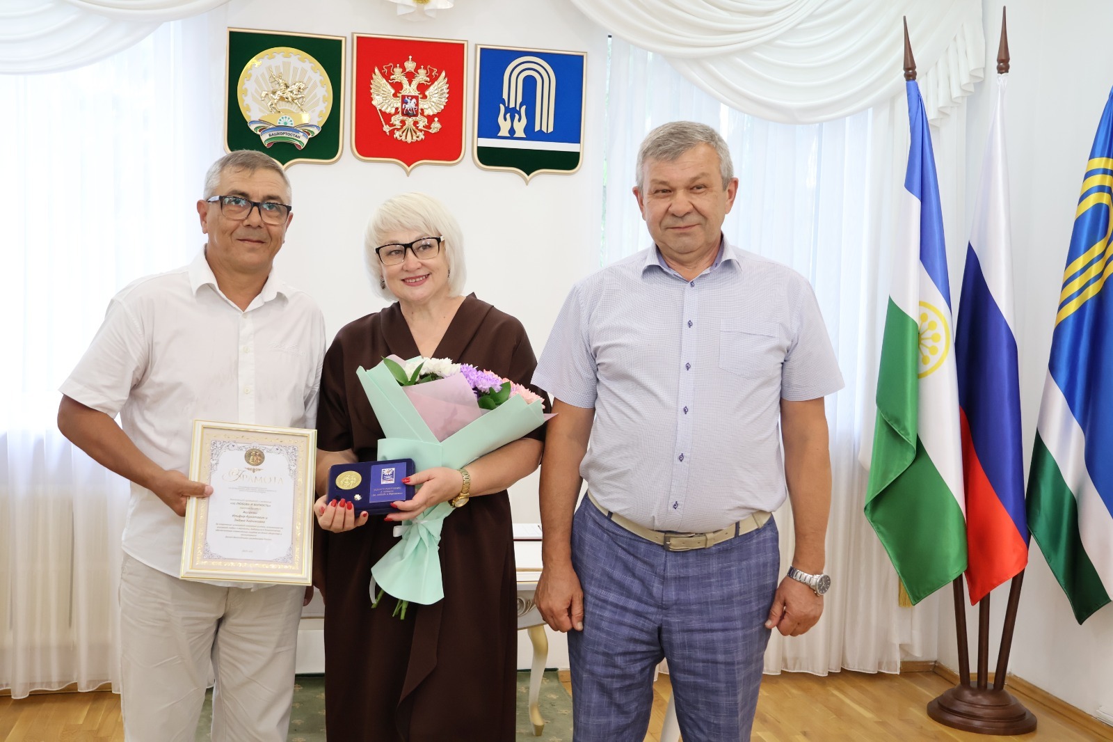 Гаилә биргән яктылык