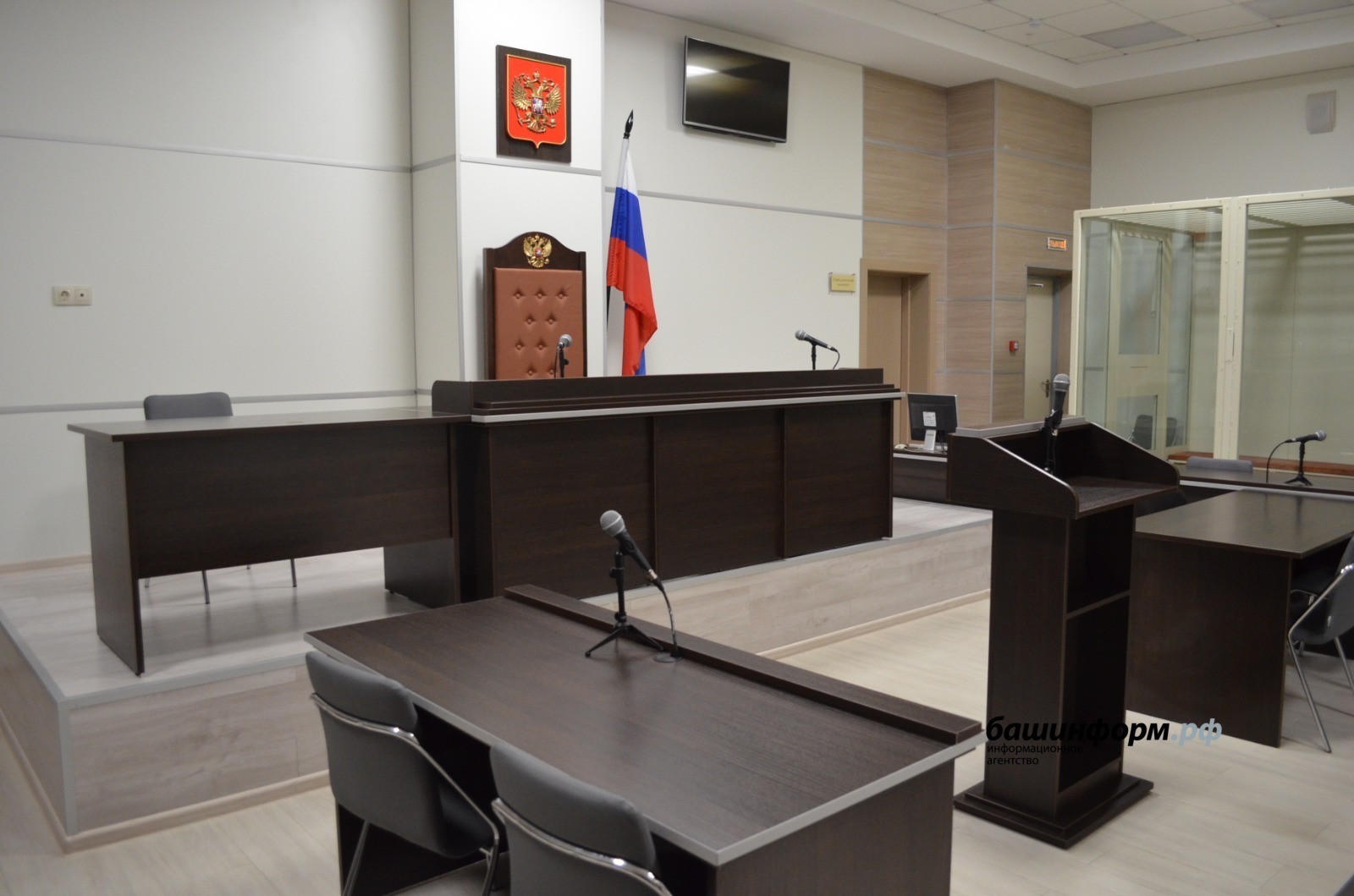 С экс-замминистра ЖКХ Башкирии взыскали более 102 млн рублей