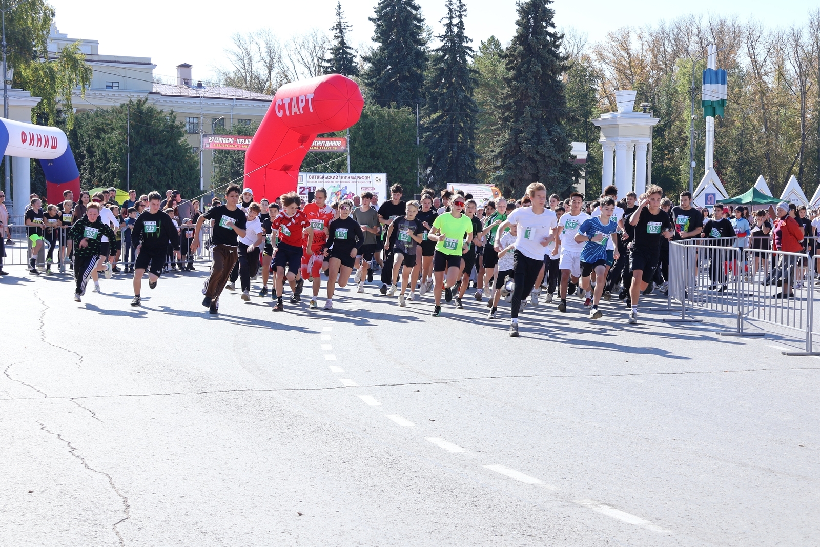 Октябрьский ярыммарафоны - спорт һәм рух көче бәйрәме!
