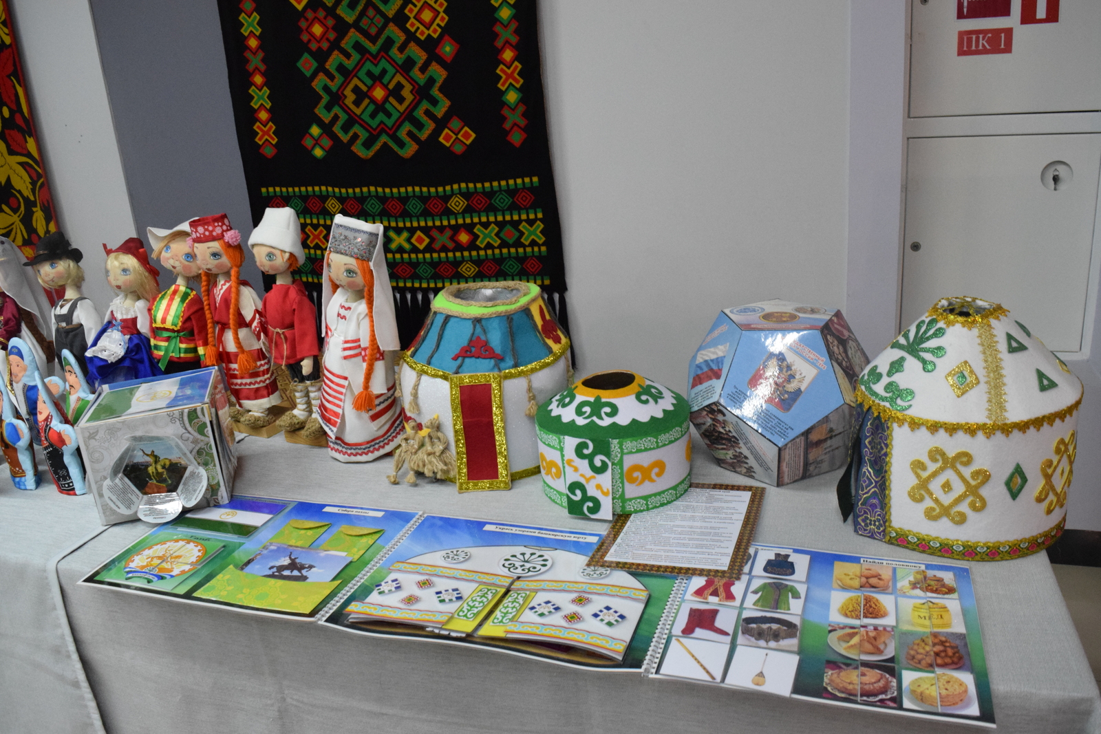 ️ Путин поручил продлить работу детских садов до 20.00