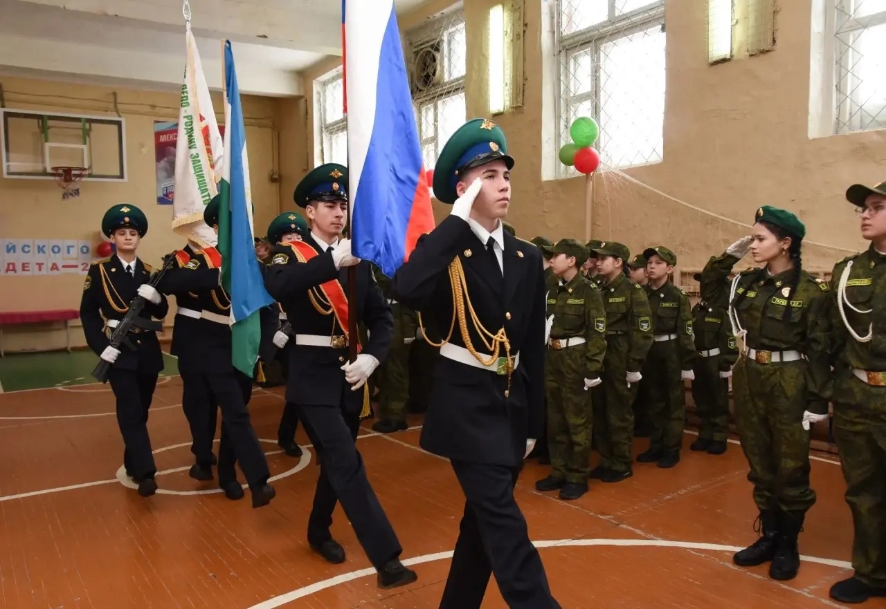 Патриотлык, тугрылык һәм хезмәт